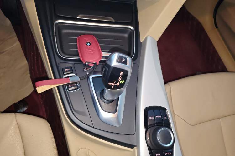 Used BMW 3 Series 2014 320i Sport Edition
