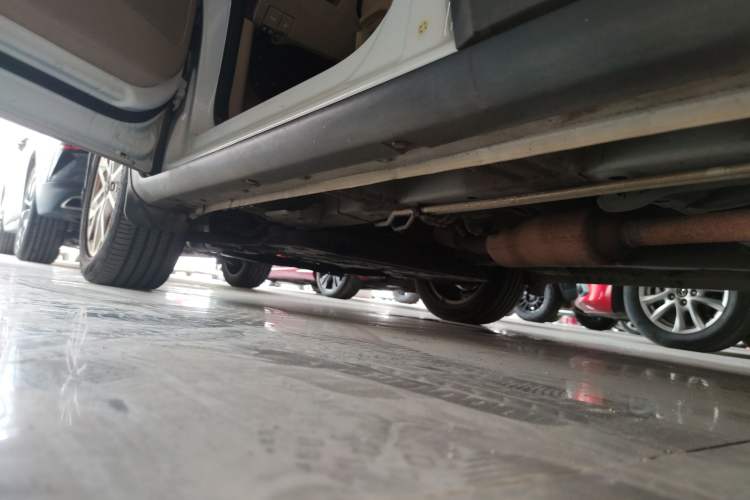 Used Baojun 730 2015 1.8L Manual Luxury Navigation ESP Version 7-seater
