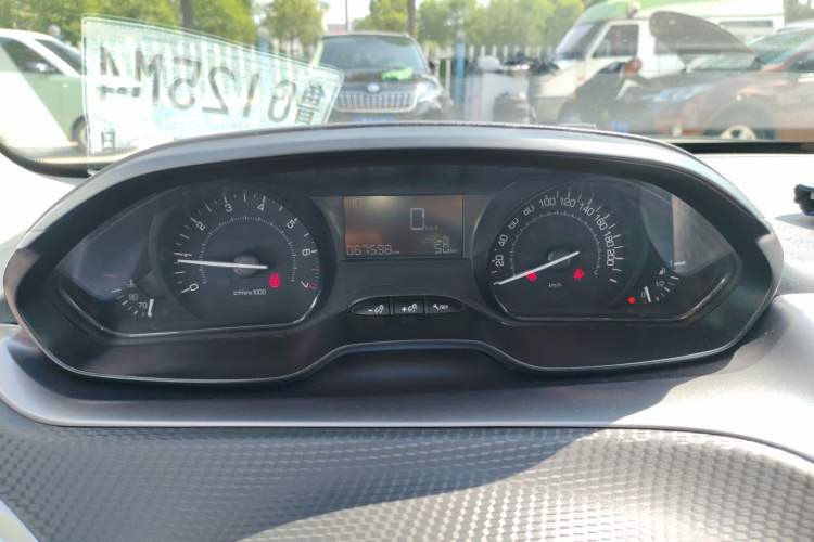 Used Peugeot 2008 2014 1.6L Manual Trend Edition
