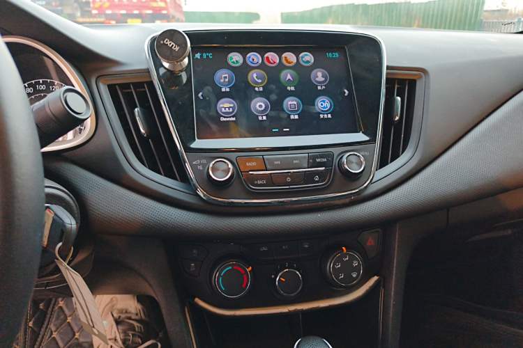 Used Chevrolet Monza 2019 Redline 320T Dual-Clutch Joyful Edition China VI Standard