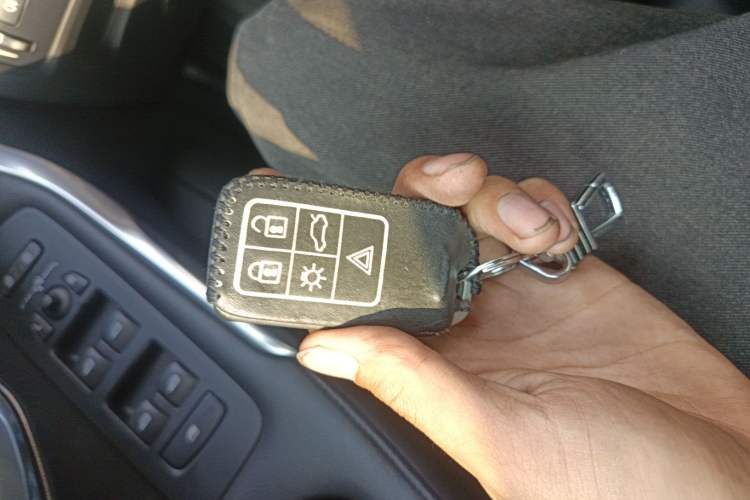 Used Volvo V40 2017 T3 Zhiya Edition