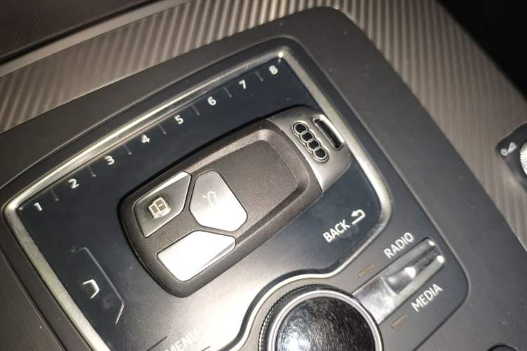 Used Audi Q5L 2020 45 TFSI Prestige Fashion Model