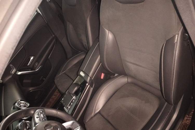 Used Mercedes-Benz A-Class 2020 Restyled A 200 L Sport Sedan Fashion Version