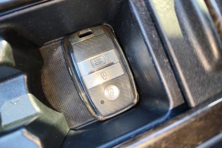 Used Kia K5 2016 1.6T Automatic LUX
