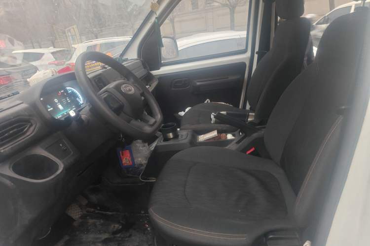 Used Karry Jiangtun E7 2024 Mingchuang 6-Seater Version
