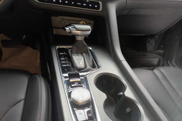 Used Changan CS75 PLUS 2021 1.5T Automatic Luxury Version
