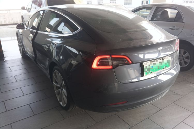 Used Tesla Model 3 2019 Long-Range Rear-Wheel-Drive Version