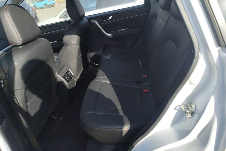 Used Haval M6 2019 1.5T DCT Two-Wheel Drive Elite Version China VI Standard
