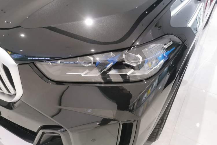 Used BMW X5 2023 xDrive 40Li M Sport Night Edition Package