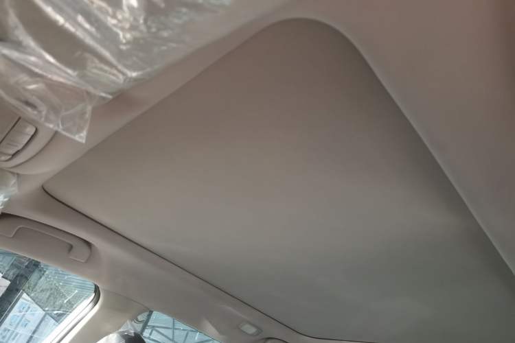 Used Nissan X-Trail 2023 Classic 2.0L Two-Wheel Drive Smart Connect Premium Edition
