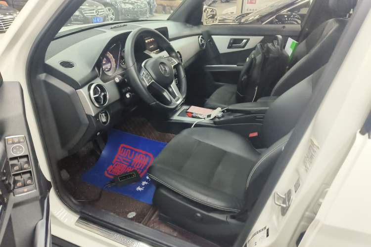 Used Mercedes-Benz GLK-Class 2015 GLK 300 4MATIC Fashion Edition Ultimate Version