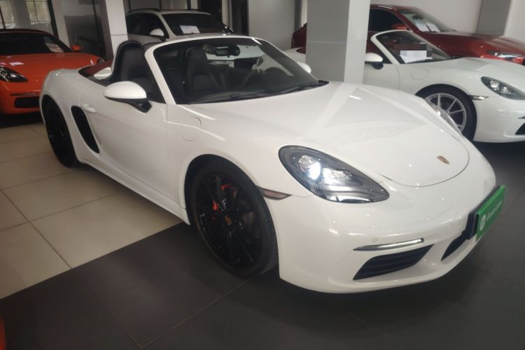 Used Porsche 718 2016 Boxster 2.0T
