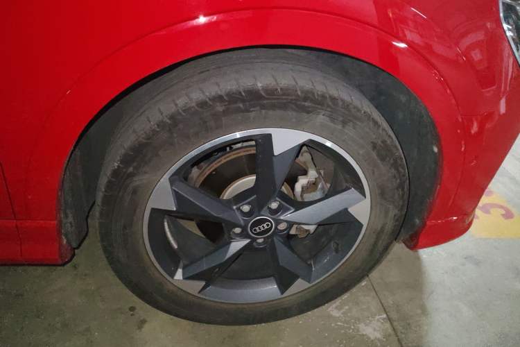 Used Audi Q3 2021 35 TFSI Fashion Dynamic Model
