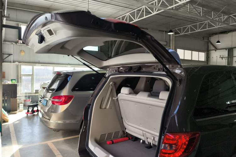 Used Buick GL8 2017 25S Comfort Version China V Standard