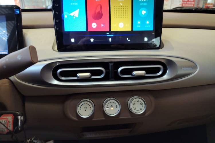 Used Wuling Hongguang MINIEV 2025 Four-Door Version Advanced Edition