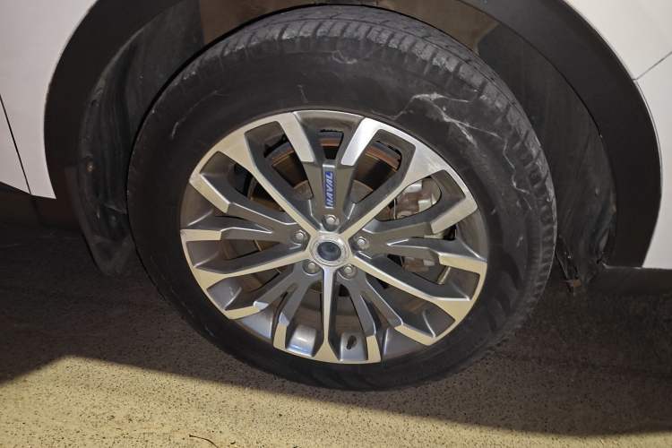 Used Haval H6 2017 Blue Label 2.0T Automatic Two-Wheel Drive Smart Edition
