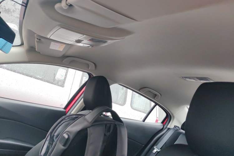 Used Mazda Mazda 3 Axela 2017 Sedan 1.5L Automatic Comfort Model Emission Standard China V
