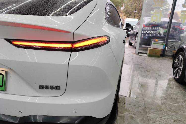 Used ONVO L60 2024 60 kWh Rear-Drive Version
