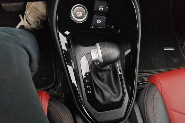 Used Haval H2s 2018 Blue Label 1.5T Dual-Clutch ZhiShang Model