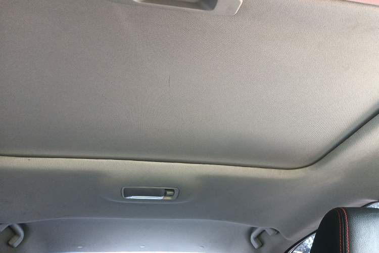 Used Venucia D60 2018 1.6L CVT Smart Connect Elite Edition
