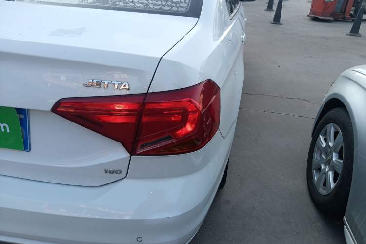 Used Volkswagen Jetta 2019 Dream Edition 1.5L Automatic Fashionable Version