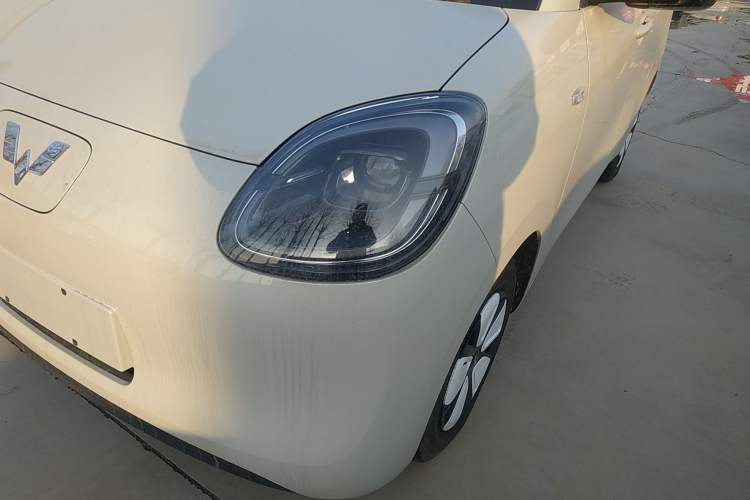 Used Wuling Hongguang MINIEV 2025 Four-Door Version Advanced Edition
