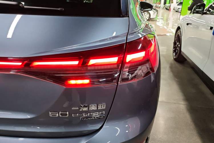 Used Audi Q4 e-tron 2023 50 e-tron quattro Creation Edition
