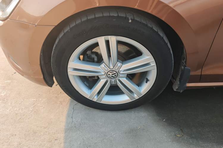 Used Volkswagen Lamando 2015 330TSI DSG Comfort Edition
