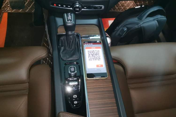 Used Volvo XC60 2021 T5 4x4 Smart Luxury Edition
