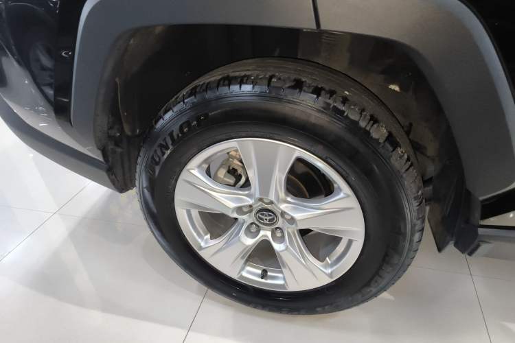 Used Toyota RAV4 2024 2.0L CVT Two-Wheel Drive Urban Edition
