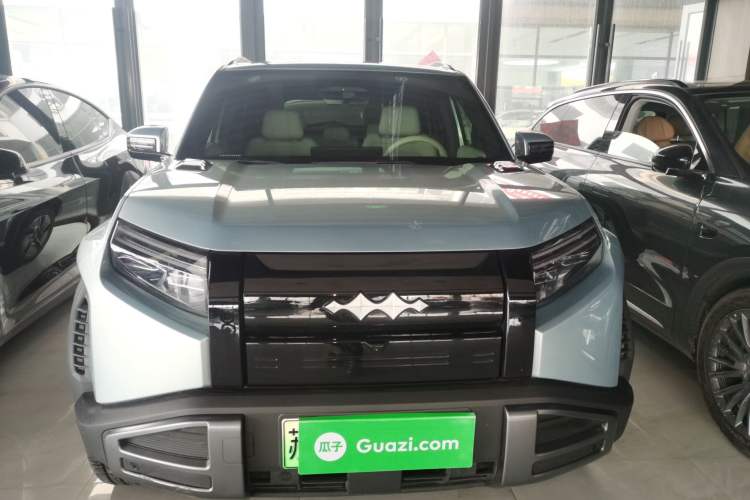 Used Formula Leopard Titanium 3 2025 501 km All-Wheel Drive Intelligent Driving Max Edition
