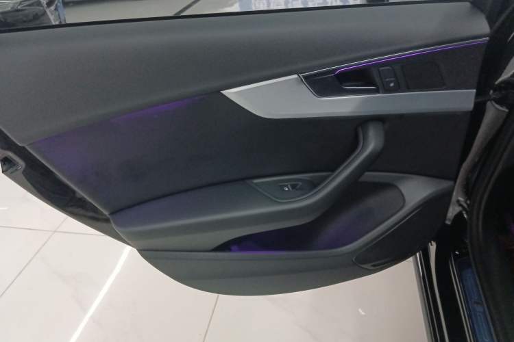 Used Audi A4L 2020 40 TFSI Fashion Dynamic Model
