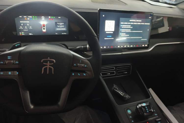 Used BYD Song Pro New Energy 2025 2nd Generation Intelligent Driving Version DM-i 75KM Leading Edition
