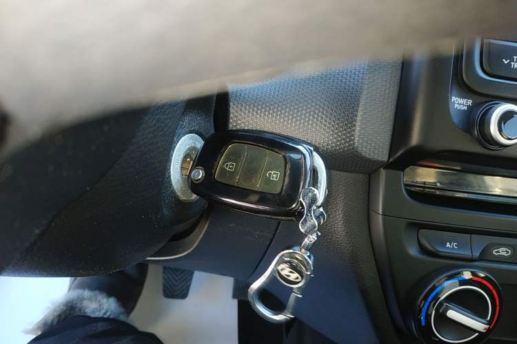 Used Hyundai Verna 2017 1.4L Manual Refreshed Version China VI Standard