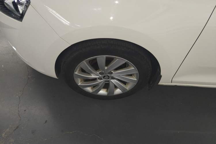 Used Skoda Rapid 2019 1.5L Automatic Comfort Edition China VI Standard
