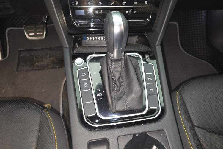 Used Volkswagen FAW-Volkswagen CC 2023 380TSI Striking Edition
