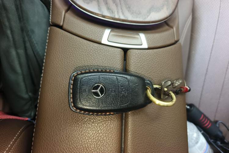 Used Mercedes-Benz E-Class 2019 Facelifted E 300 L Stylish Version
