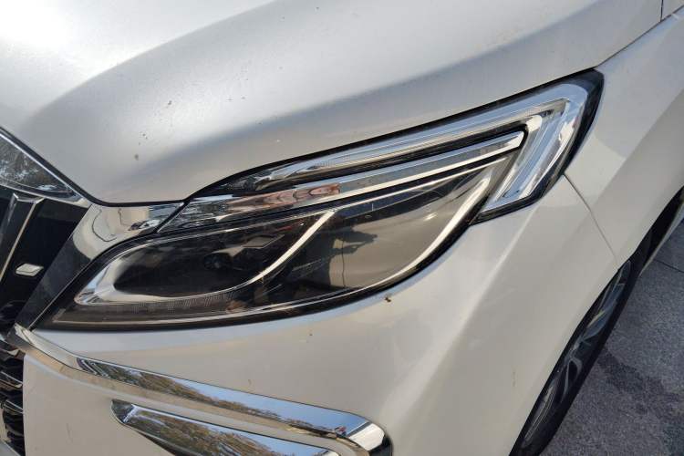 Used Buick GL8 2018 ES 28T Luxury Model China VI Standard
