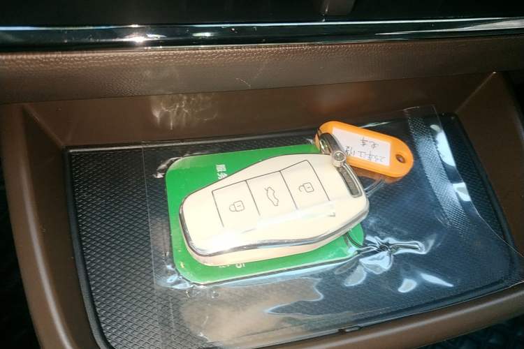 Used  3 2023 505km Pro
