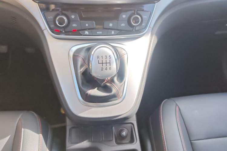 Used Haval M6 2017 1.5T Manual Two-Wheel Drive Elite Model