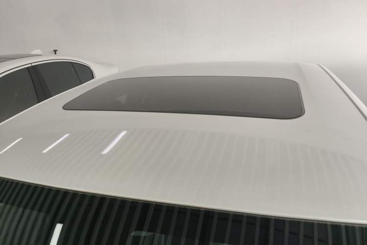 Used Peugeot 408 2022 1.6T Light-Chasing Edition
