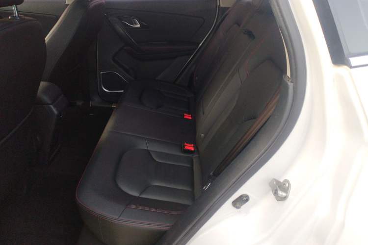 Used FAW Senya R7 2017 1.6L Automatic Smart Version
