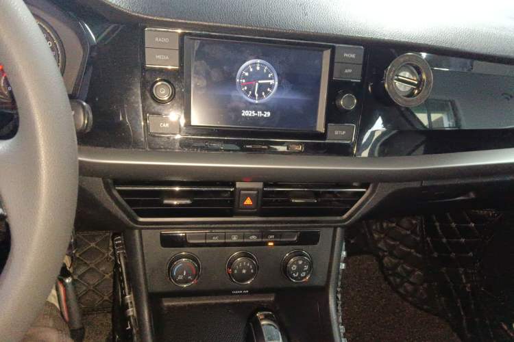 Used Volkswagen Lavida 2018 1.5L Automatic Comfort Edition China V Standard
