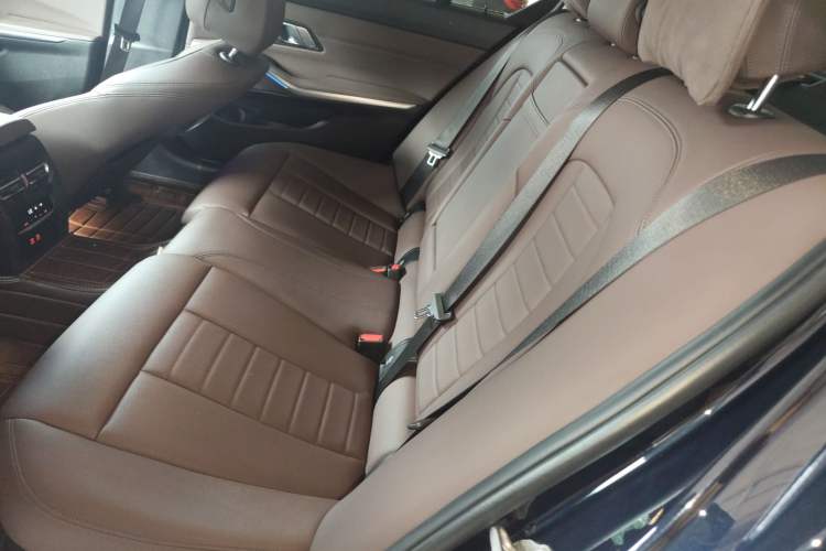 Used BMW 3 Series 2021 Restyled 325Li M Sport Package
