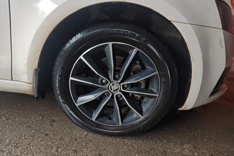 Used Skoda Octavia 2017 1.6L Automatic Smart Drive Edition