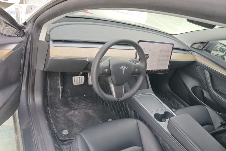 Used Tesla Model 3 2021 Performance High-Performance All-Wheel-Drive Version
