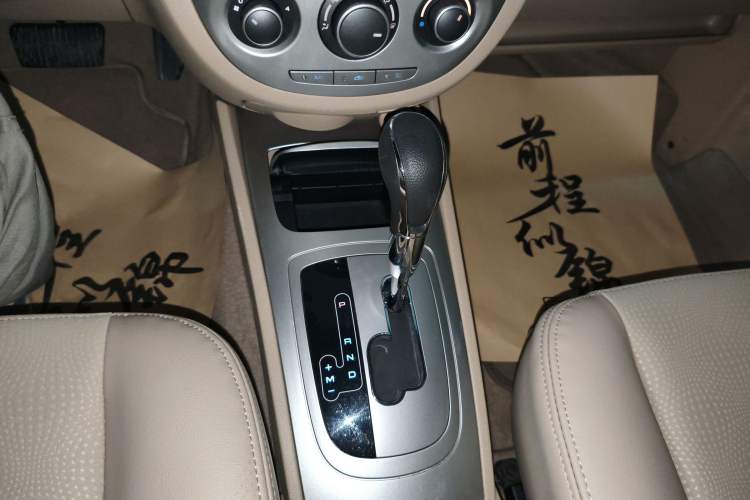 Used Buick Excelle 2013 1.5L Automatic Classic Model
