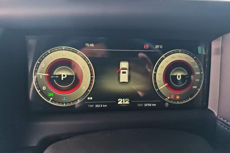 Used 212 T01 2024 2.0T Mechanic