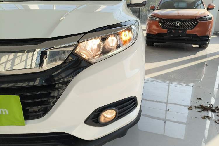 Used Honda Vezel 2020 1.5L CVT Elite Edition
