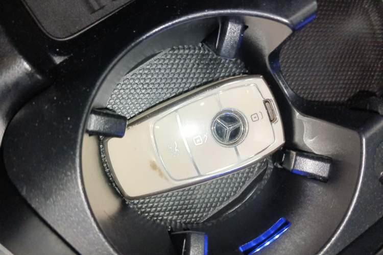 Used Mercedes-Benz E-Class 2018 Facelift E 200 L Sport Edition
